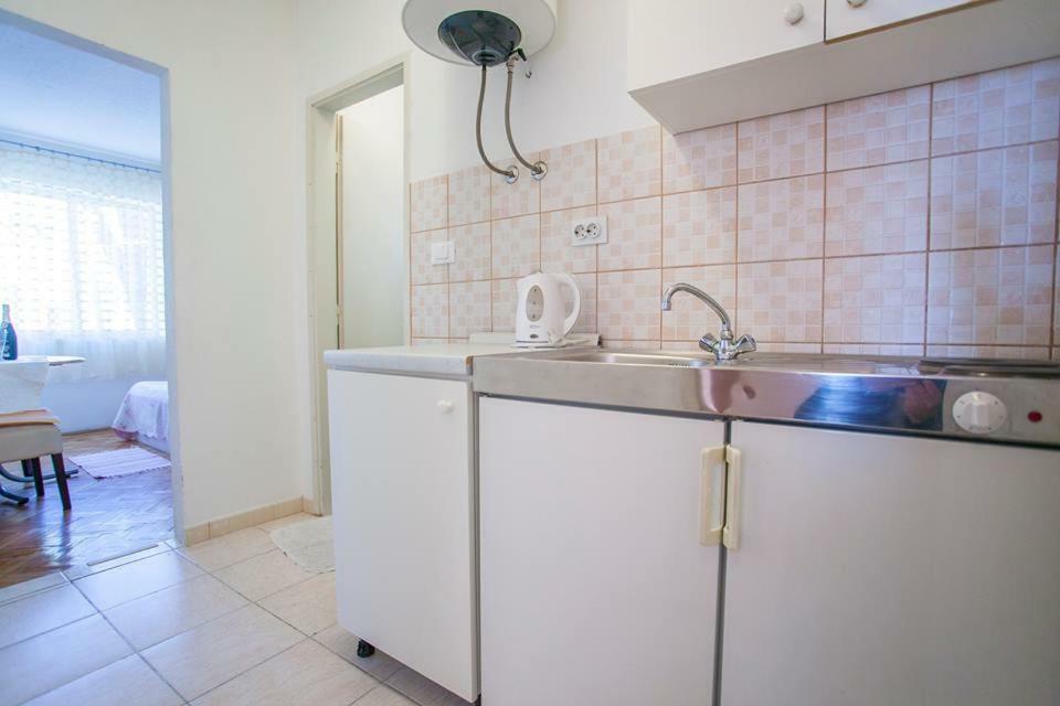 Apartmani Jela Makarska Exterior foto